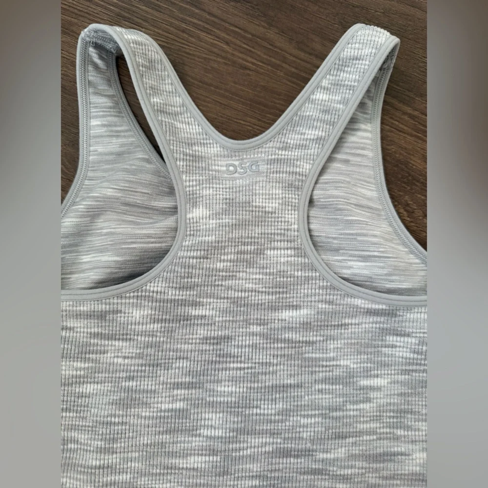 DSG Womens Performance Shelf Bra Tank Printed Gray Sports Bra Tank Size Small - Picture 2 of 5